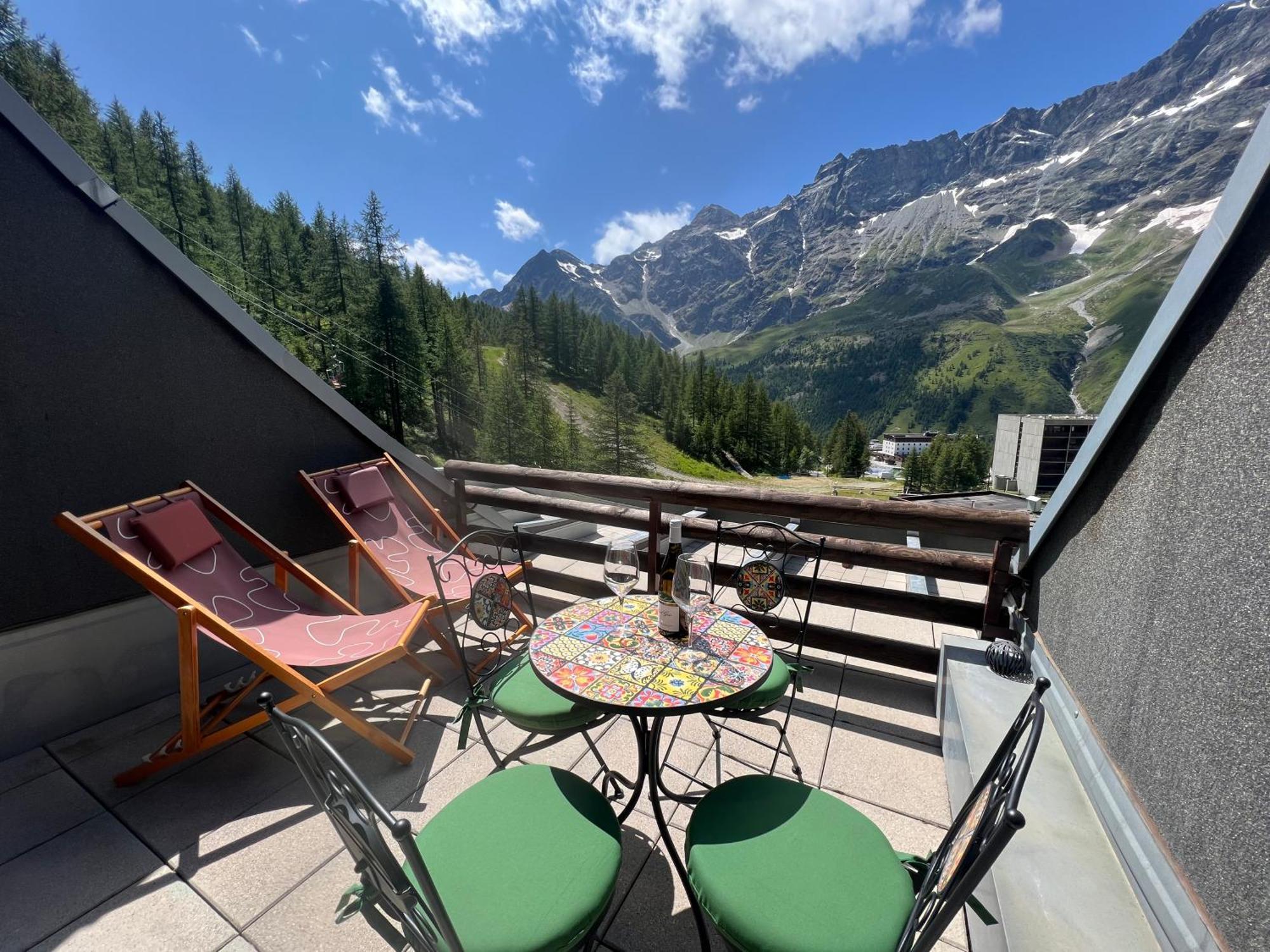 Cervinia - Matterhorn Apartments 브루일서비니아 외부 사진
